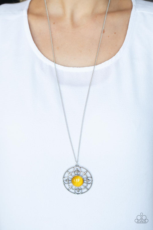 Paparazzi Necklace Celestial Compass - Yellow