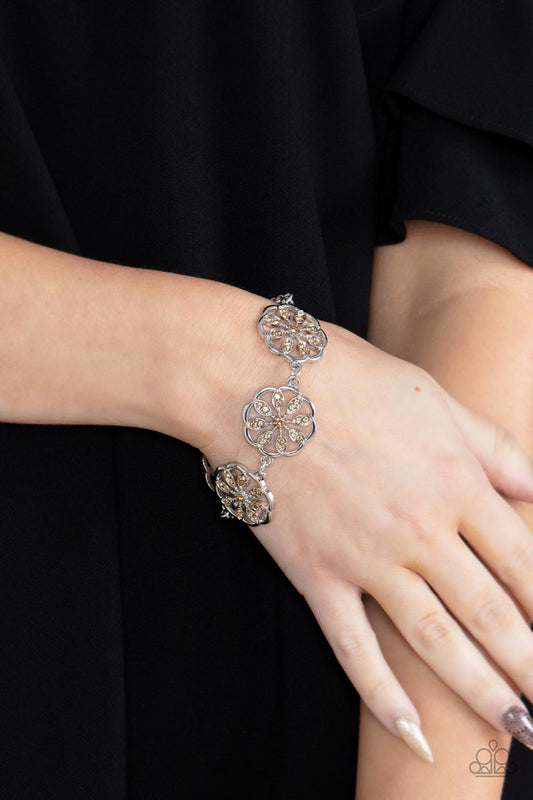 Paparazzi Bracelet Blooming Bling - Brown