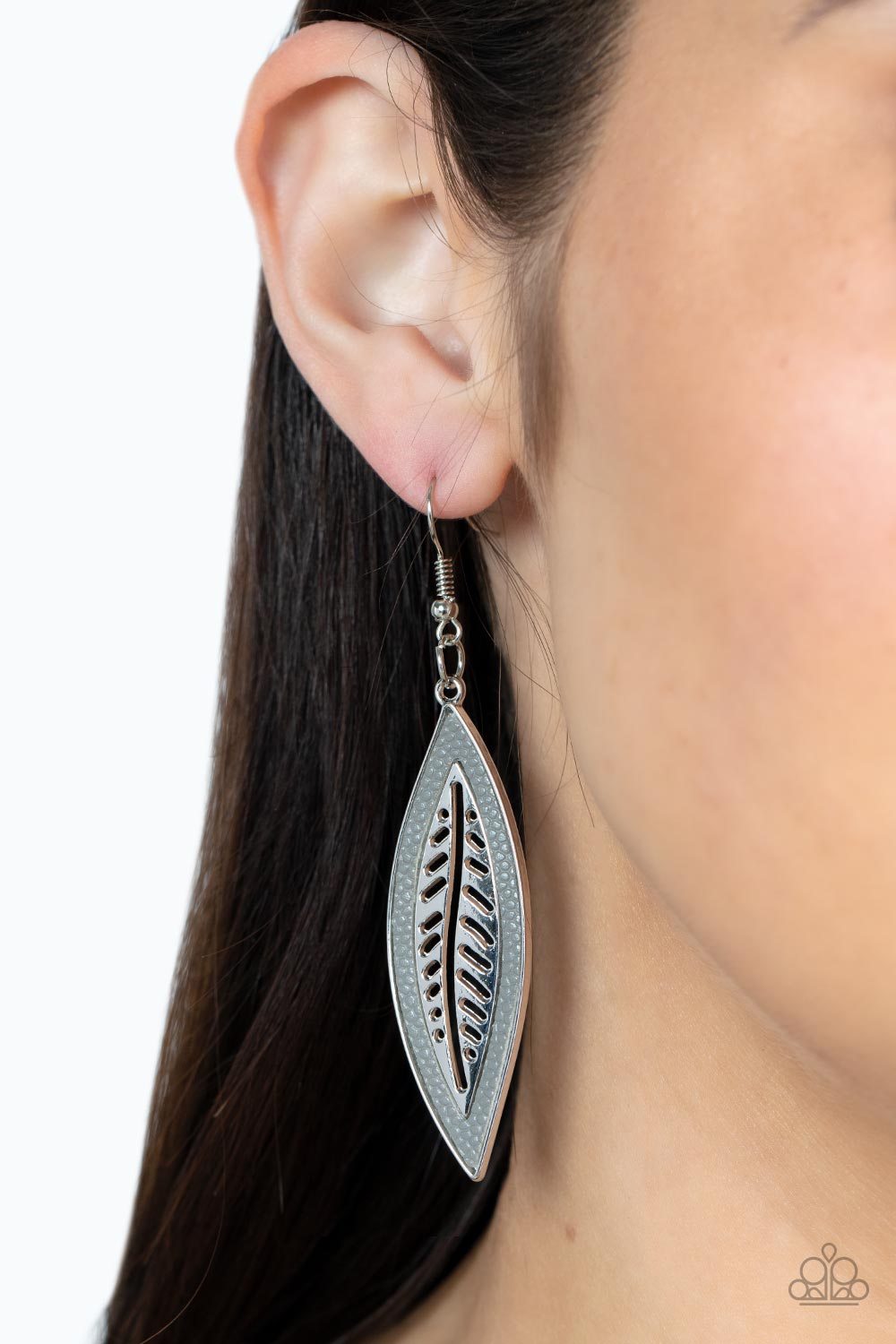 Paparazzi Earrings Leather Lagoon - Silver
