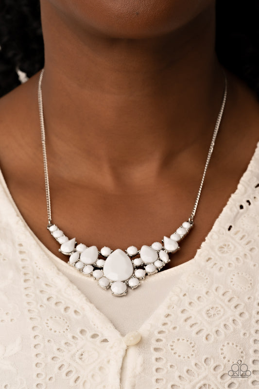 Paparazzi Necklace Bali Ballroom - White