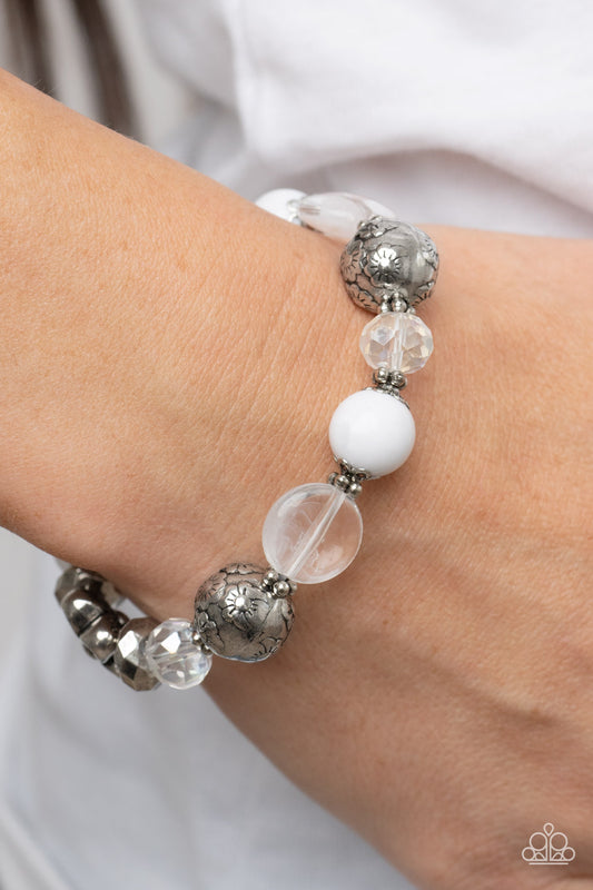 Paparazzi Bracelet Pretty Persuasion - White