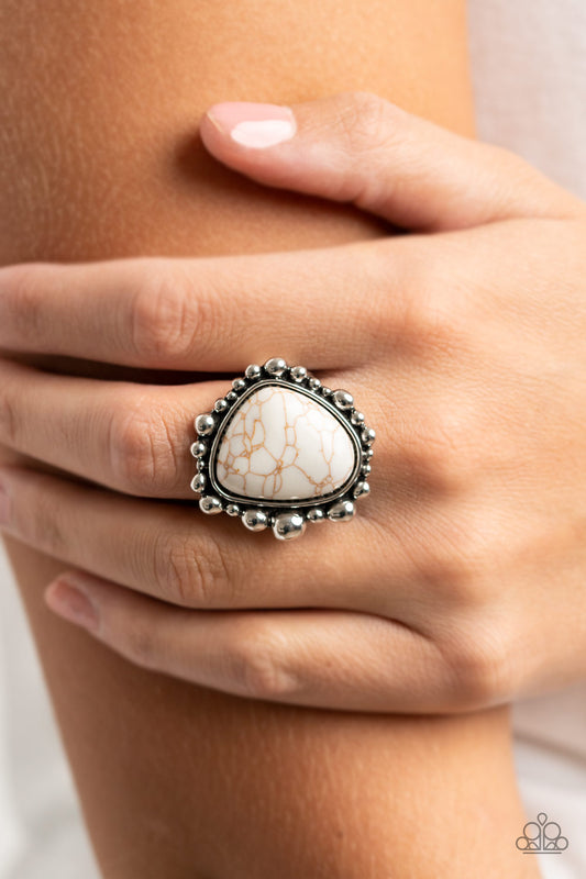 Paparazzi Ring Dont DWELLER on It - White