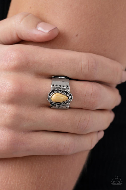Paparazzi Ring Moab Motif - Yellow