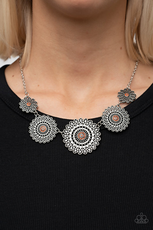 Paparazzi Necklace Marigold Meadows - Orange