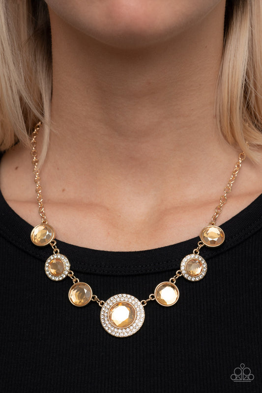 Paparazzi Necklace Extravagant Extravaganza - Gold