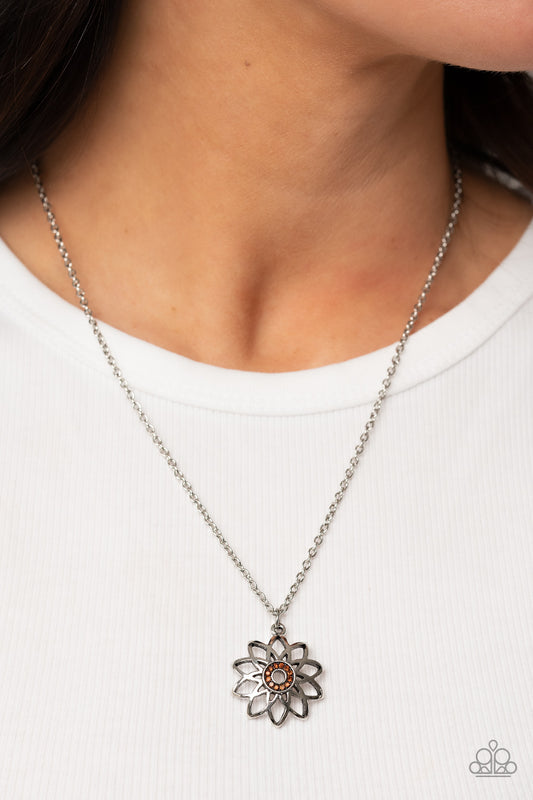 Paparazzi Necklace Farmstead Fairytale - Brown