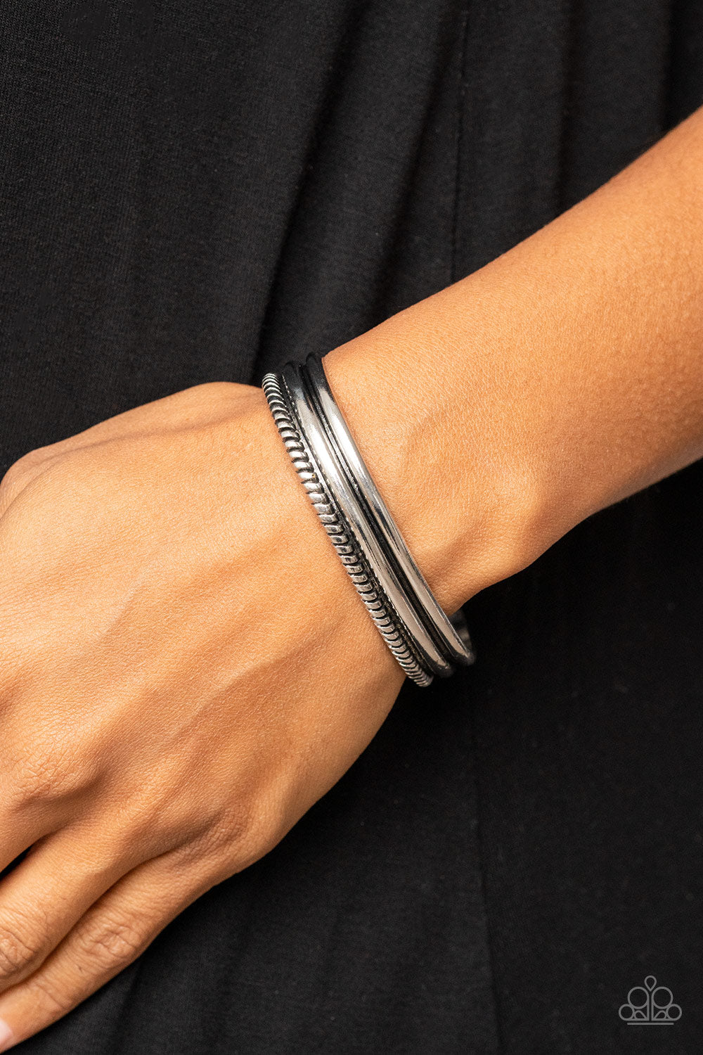 Paparazzi Bracelet Southern Spurs - Silver