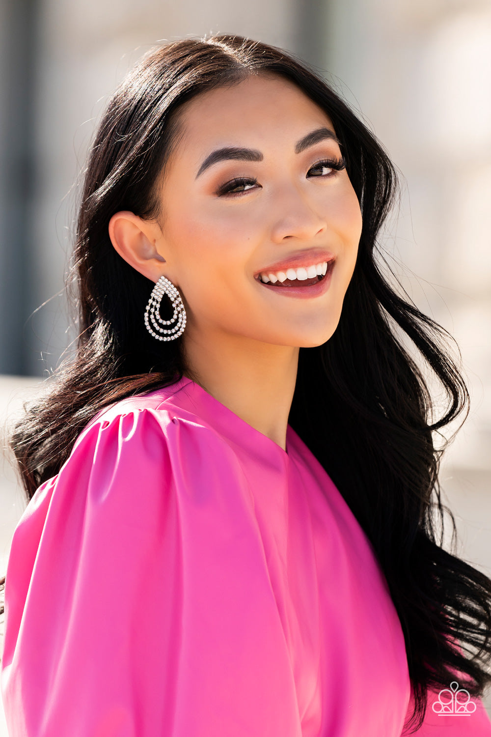 Paparazzi Earrings Take a POWER Stance - White