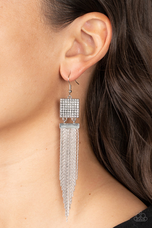 Paparazzi Earrings Dramatically Deco - White