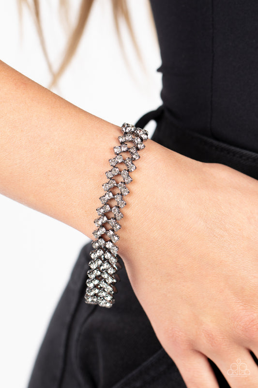 Paparazzi Bracelet Seize the Sizzle - Black