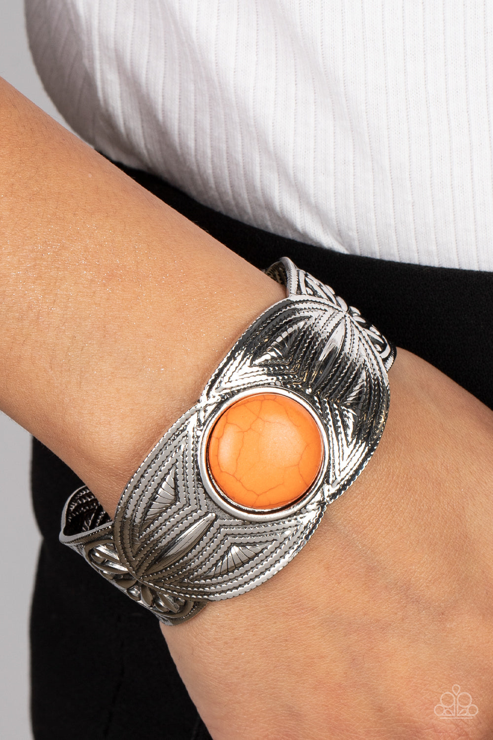Paparazzi Bracelet Western Odyssey - Orange