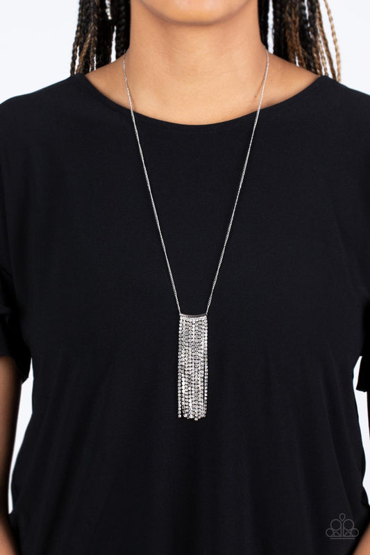 Paparazzi Necklace Stellar Crescendo - White