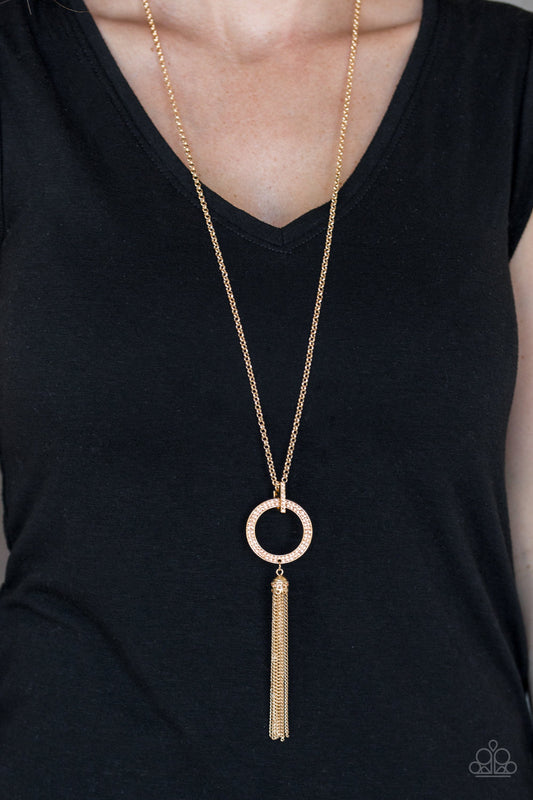 Paparazzi Necklace Straight To The Top - Gold