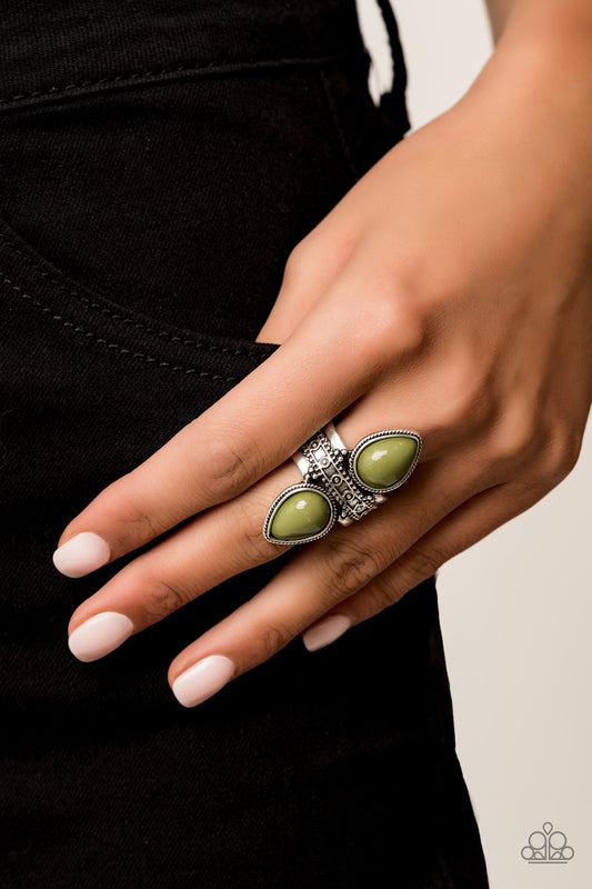 Paparazzi Ring New Age Leader - Green