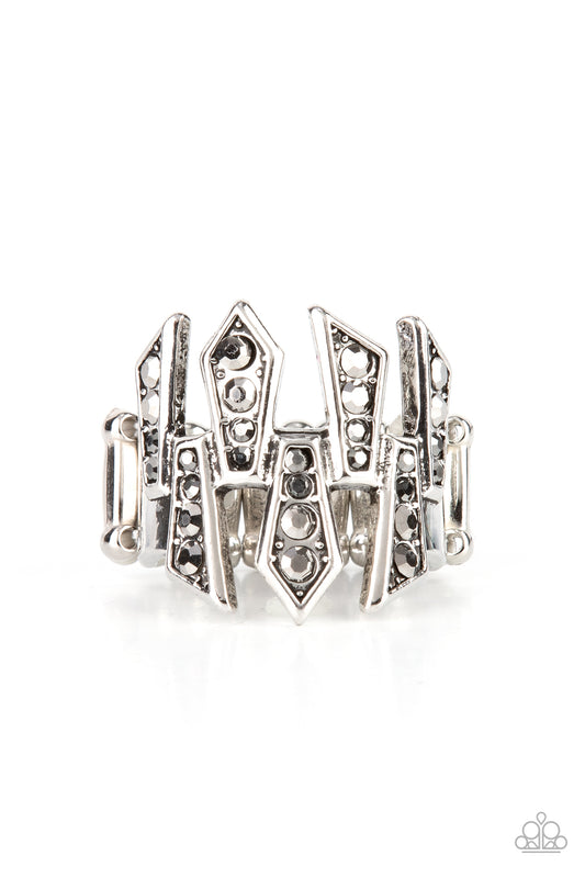 Paparazzi Ring Juxtaposed Jewels - Silver