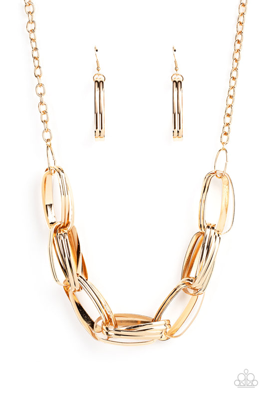 Paparazzi Necklace Fiercely Flexing - Gold