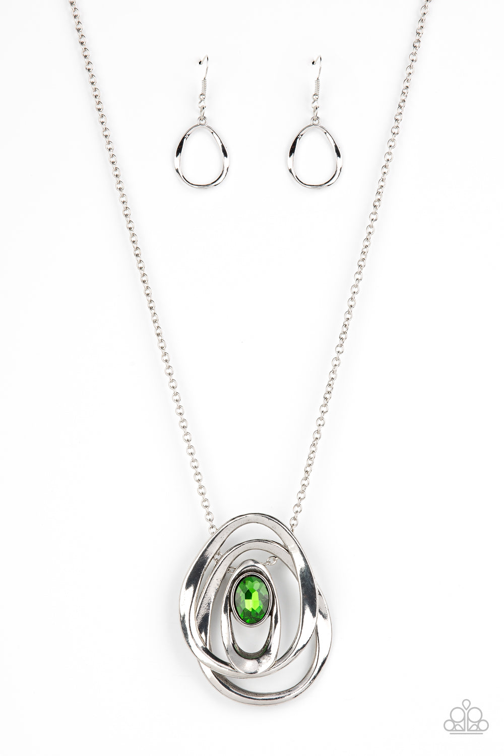 Paparazzi Necklace Luminous Labyrinth - Green