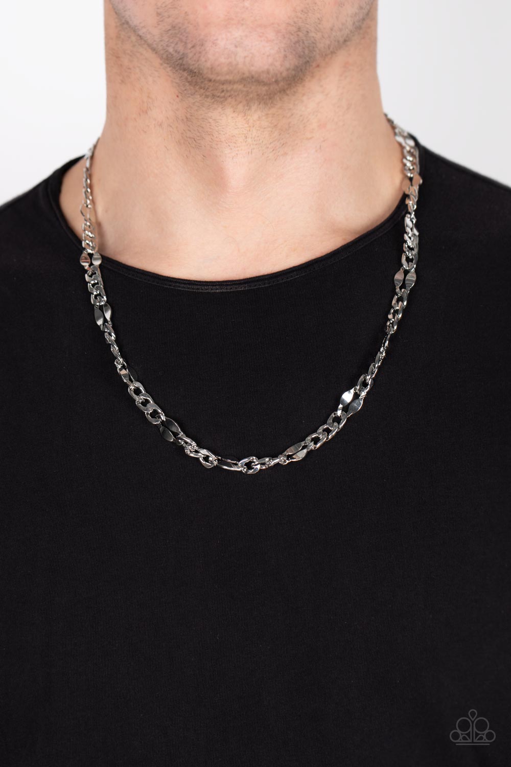 Paparazzi Necklace G.O.A.T - Silver