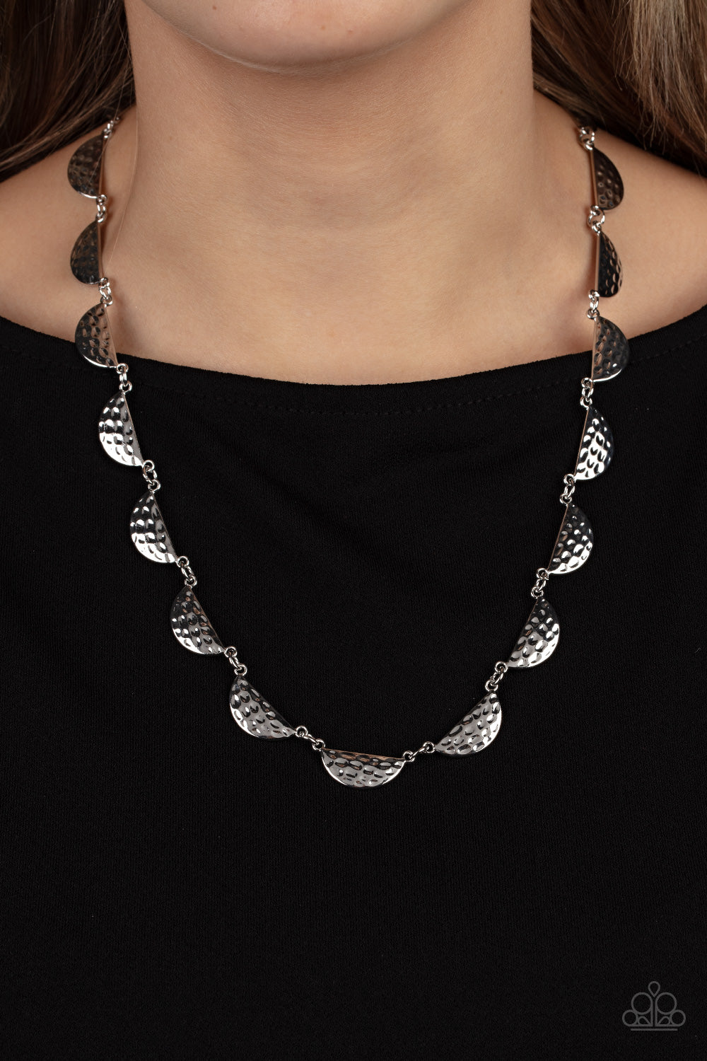 Paparazzi Necklace Lunar Jungle - Silver