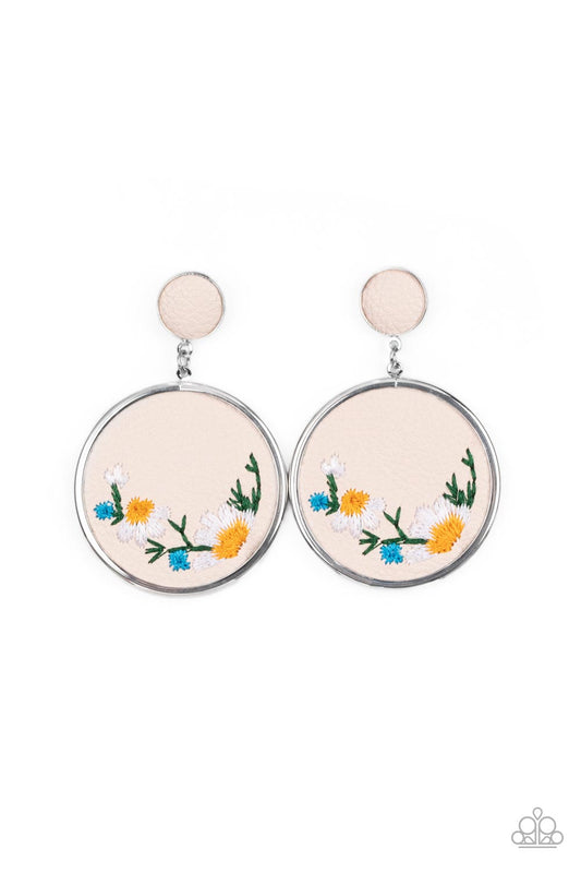 Paparazzi Earrings Embroidered Gardens - Multi