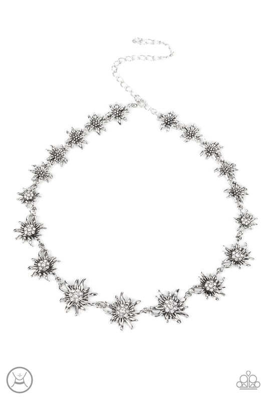 Paparazzi Necklace Get Up and GROW - White