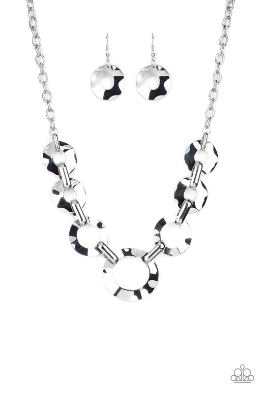 Paparazzi Necklace Mechanical Masterpiece - Silver