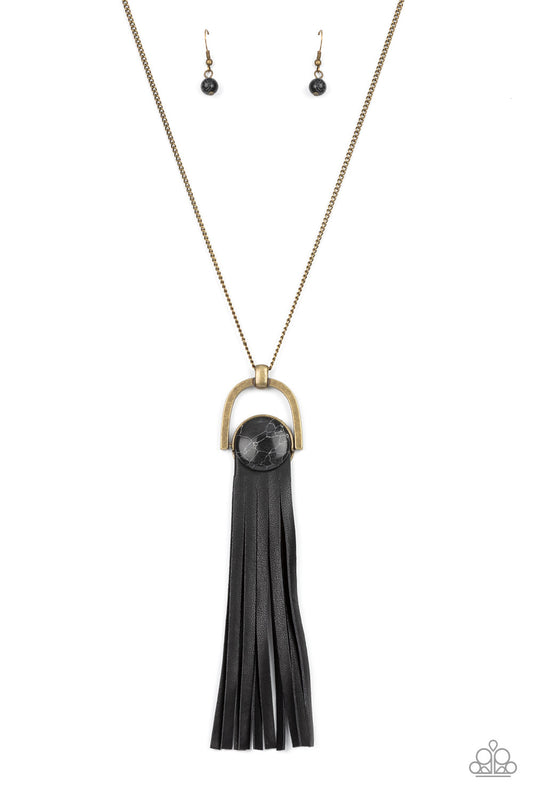 Paparazzi Necklace Winslow Wanderer - Brass