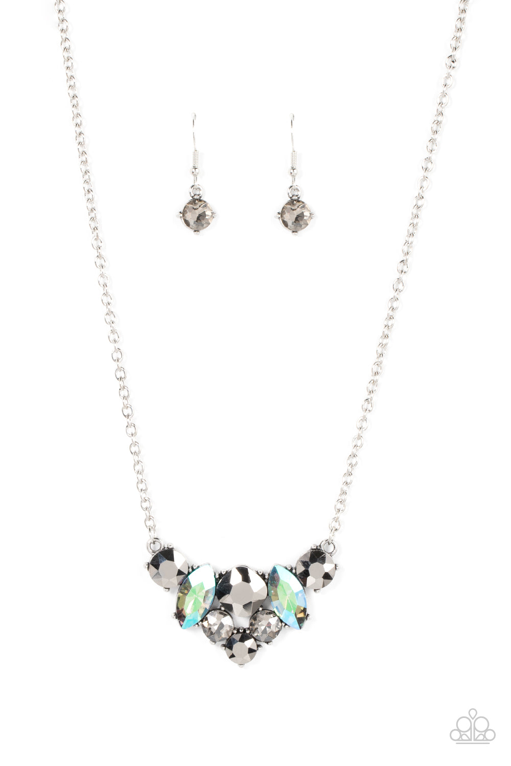 Paparazzi Necklace Lavishly Loaded - Silver