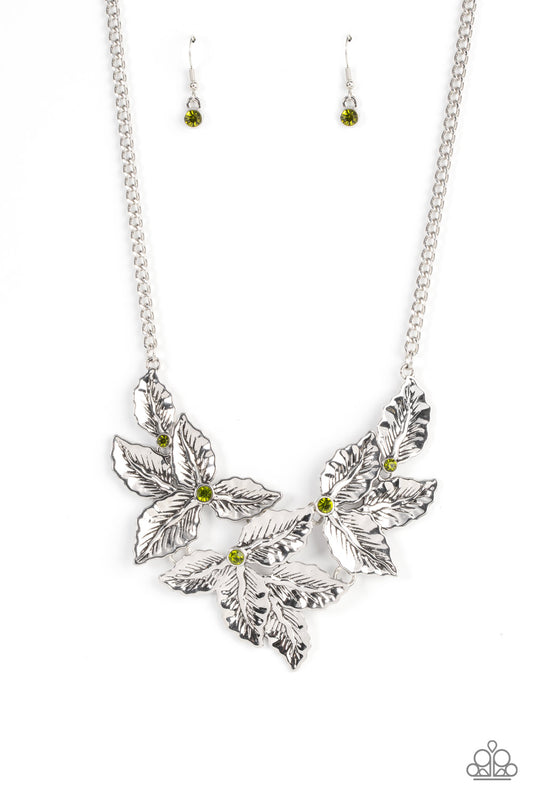 Paparazzi Necklace Holly Heiress - Green