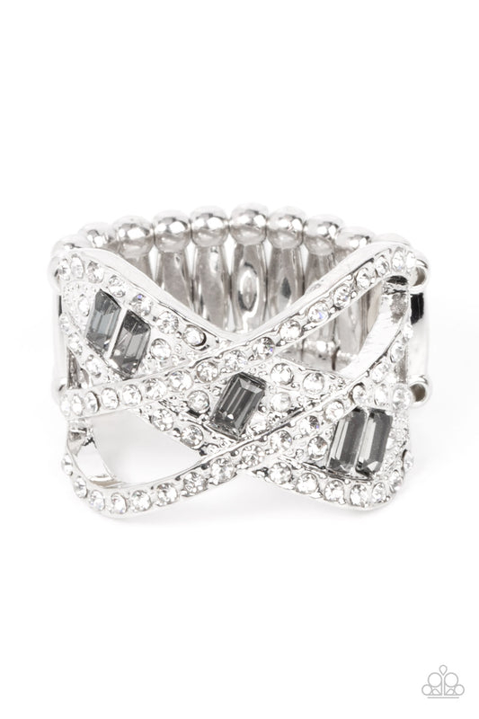 Paparazzi Ring Triple Threat Twinkle - Silver