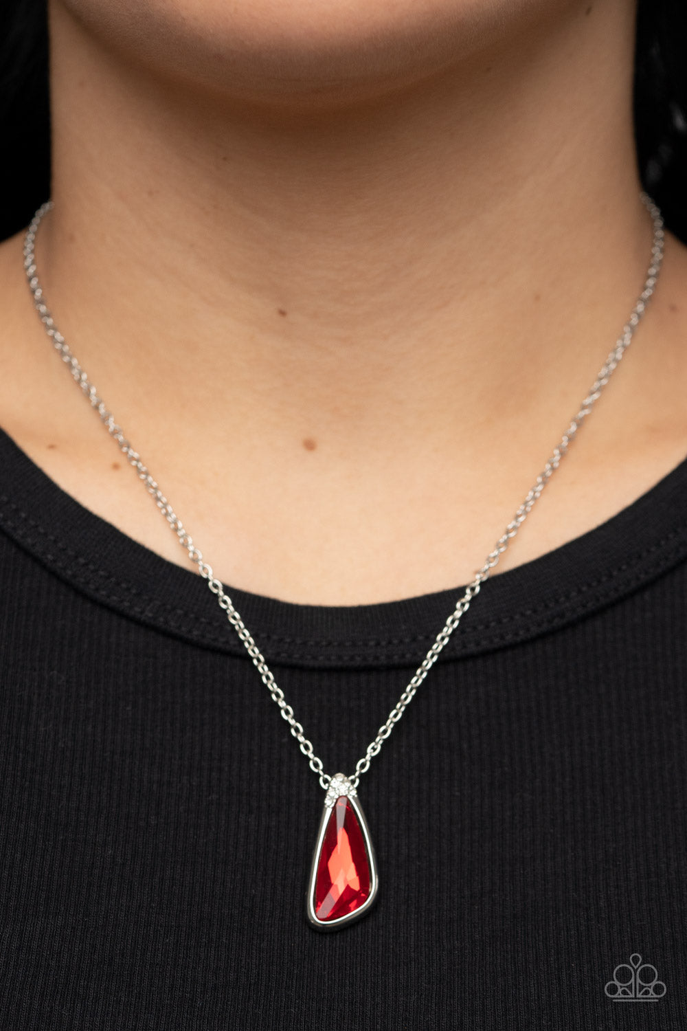 Paparazzi Necklace Envious Extravagance - Red