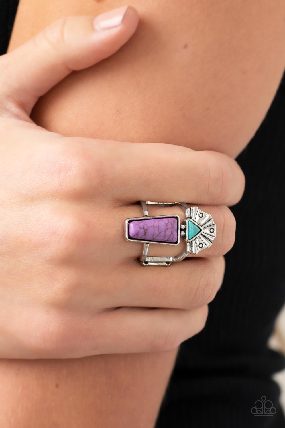 Paparazzi Ring Stellar Stones - Purple