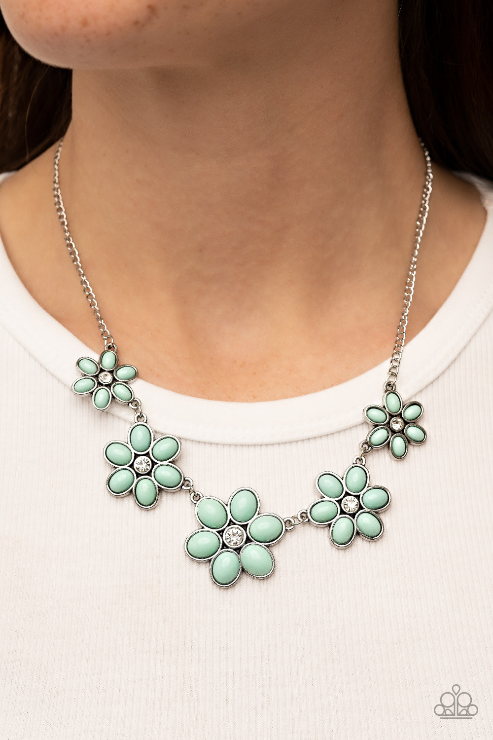 Paparazzi Necklace Prairie Party - Green