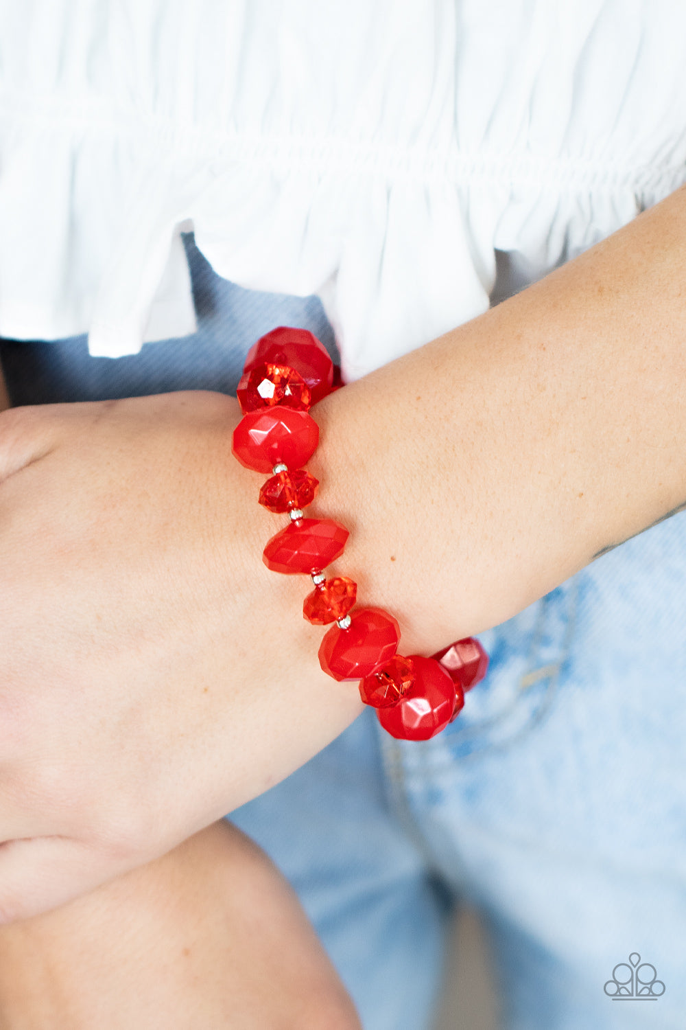 Paparazzi Bracelet Keep GLOWING Forward - Red