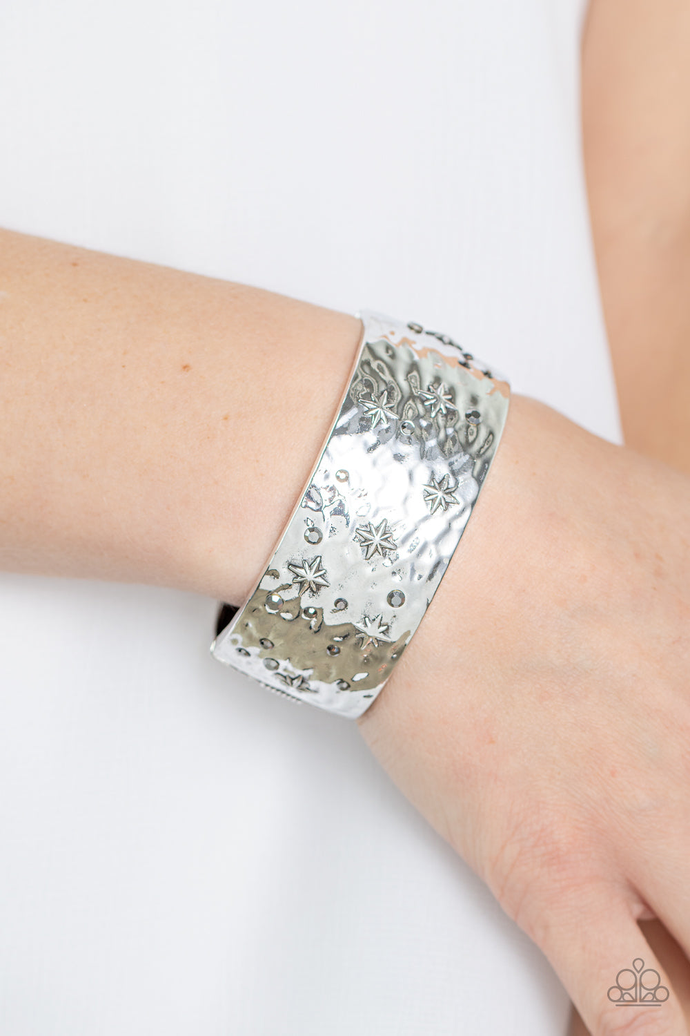 Paparazzi Bracelet Across the Constellations - Silver