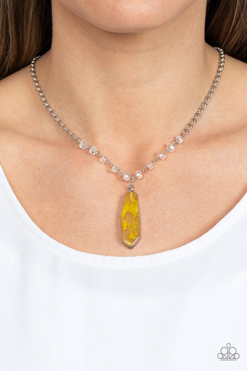 Paparazzi Necklace Magical Remedy - Yellow