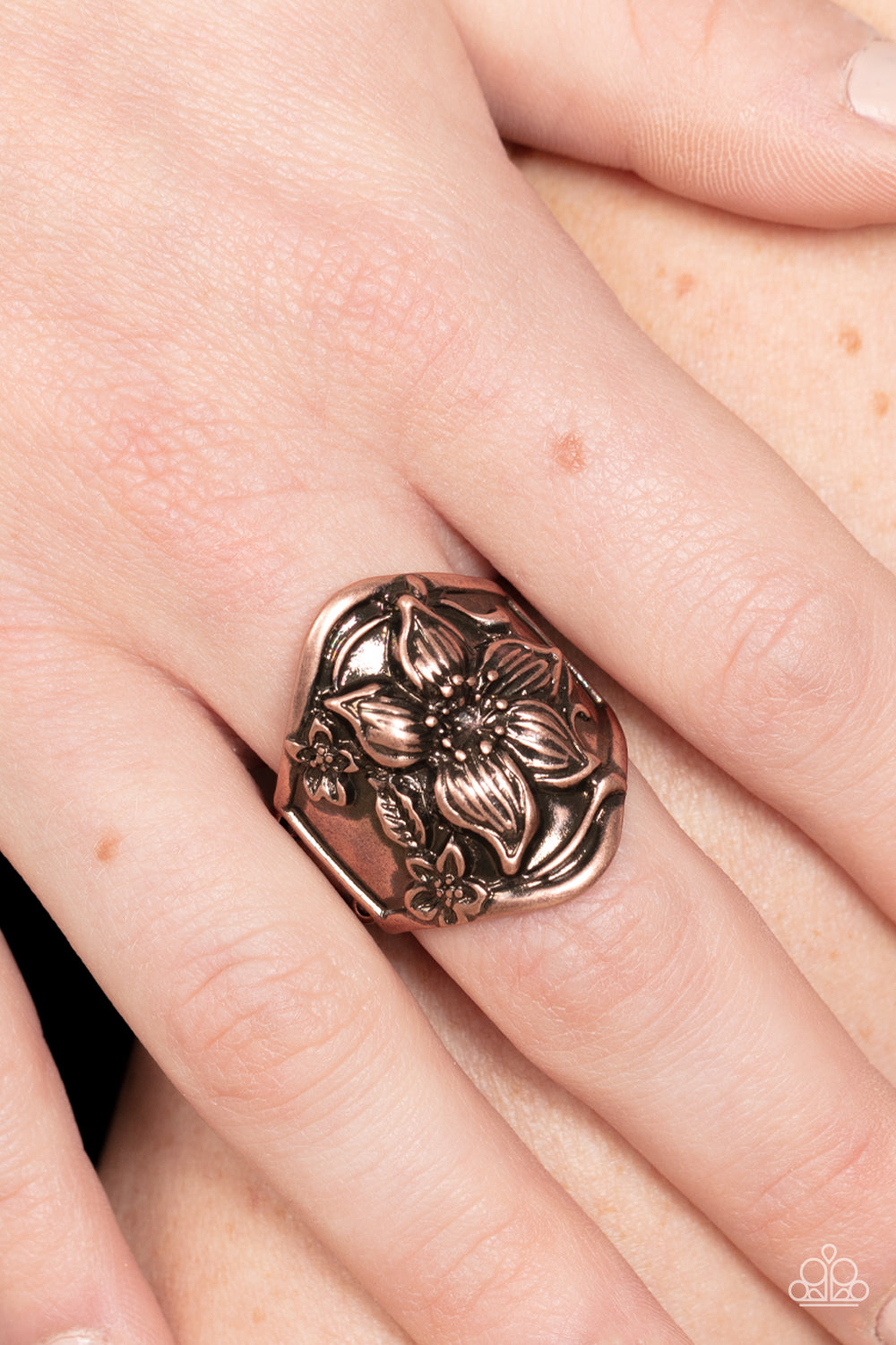 Paparazzi Ring Hibiscus Harbor - Copper