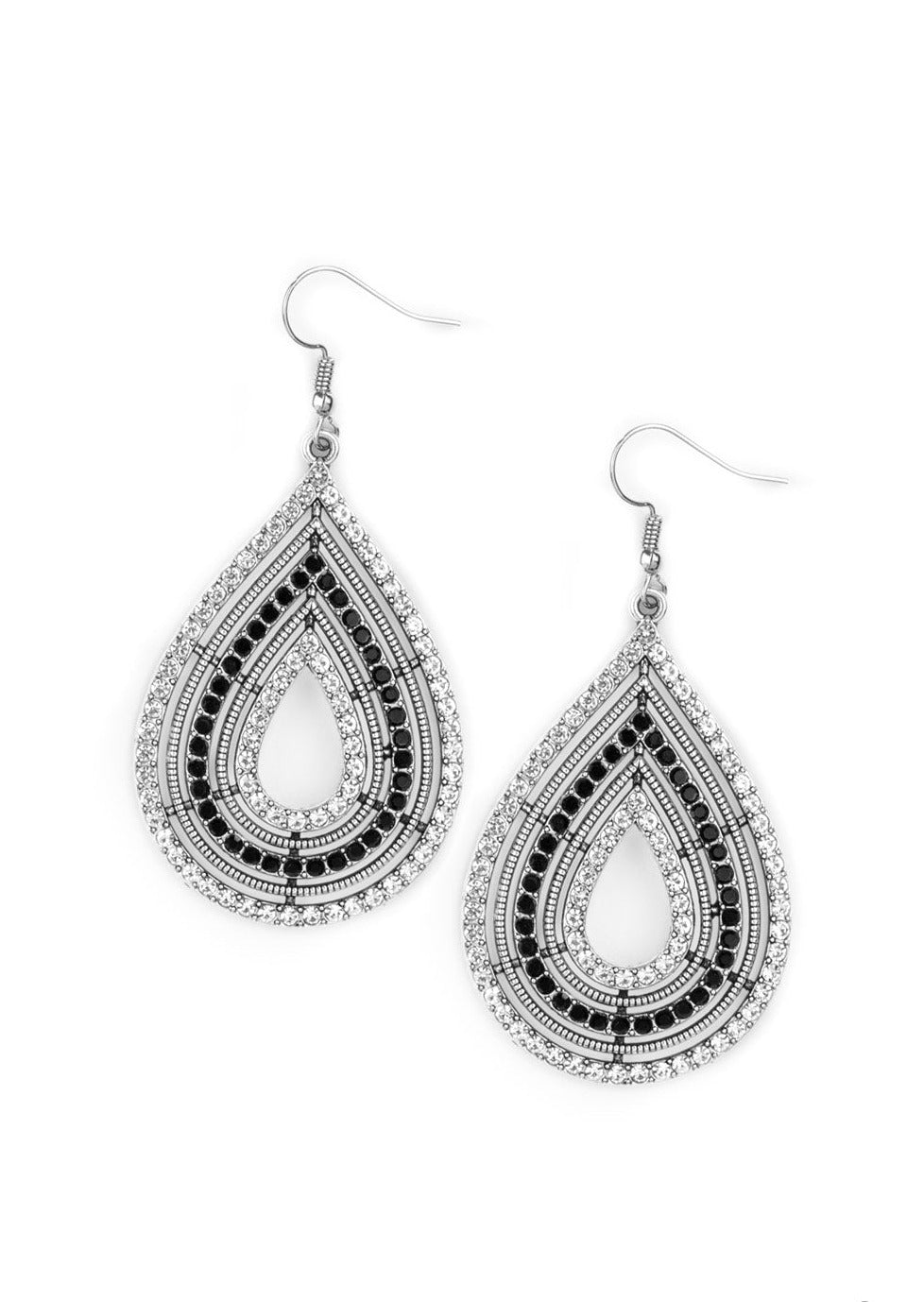 5th Avenue Attraction - Black