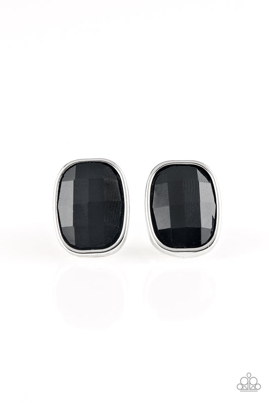 Paparazzi Earrings Incredibly Iconic - Black
