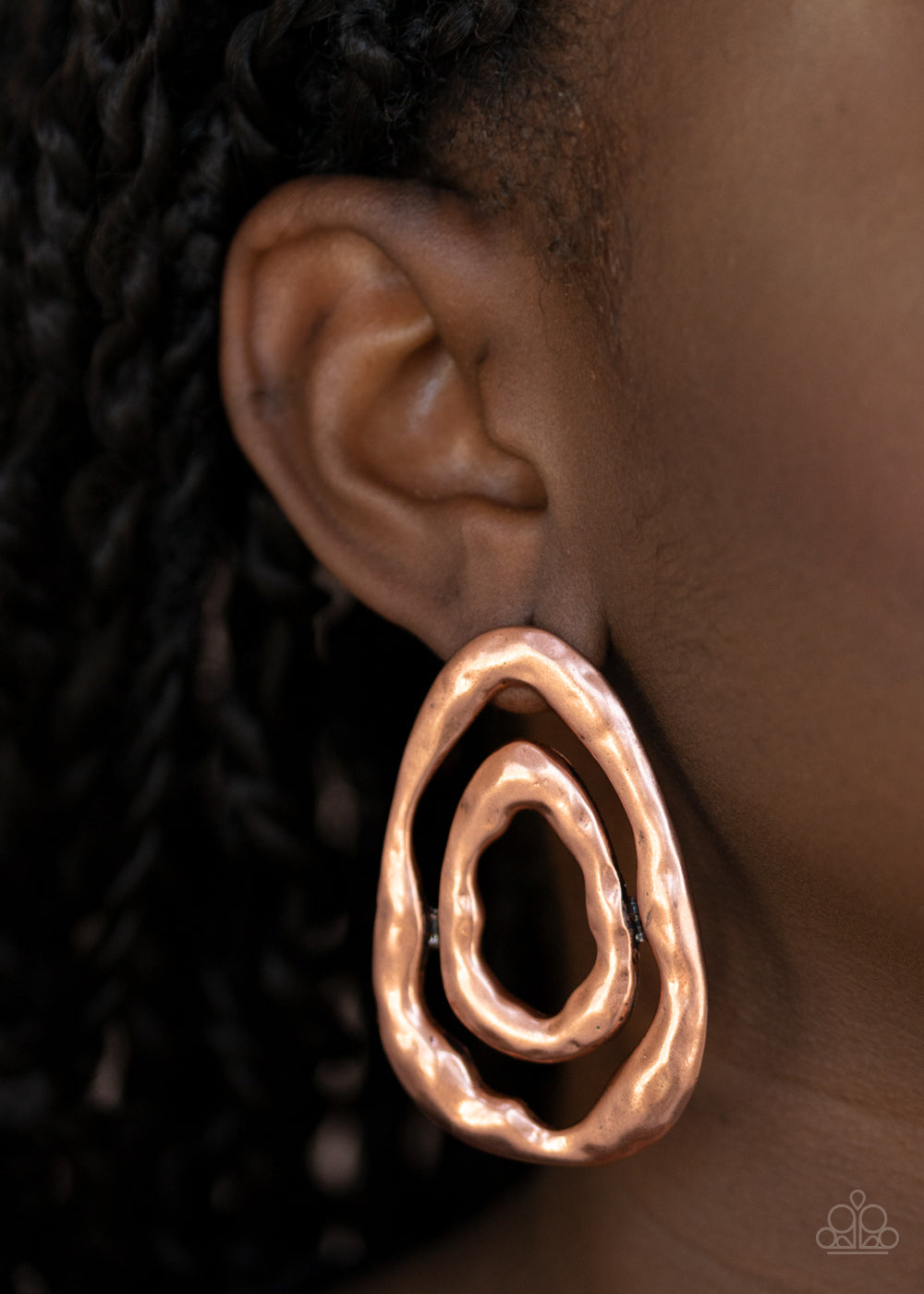 Paparazzi Earrings Ancient Ruins - Copper