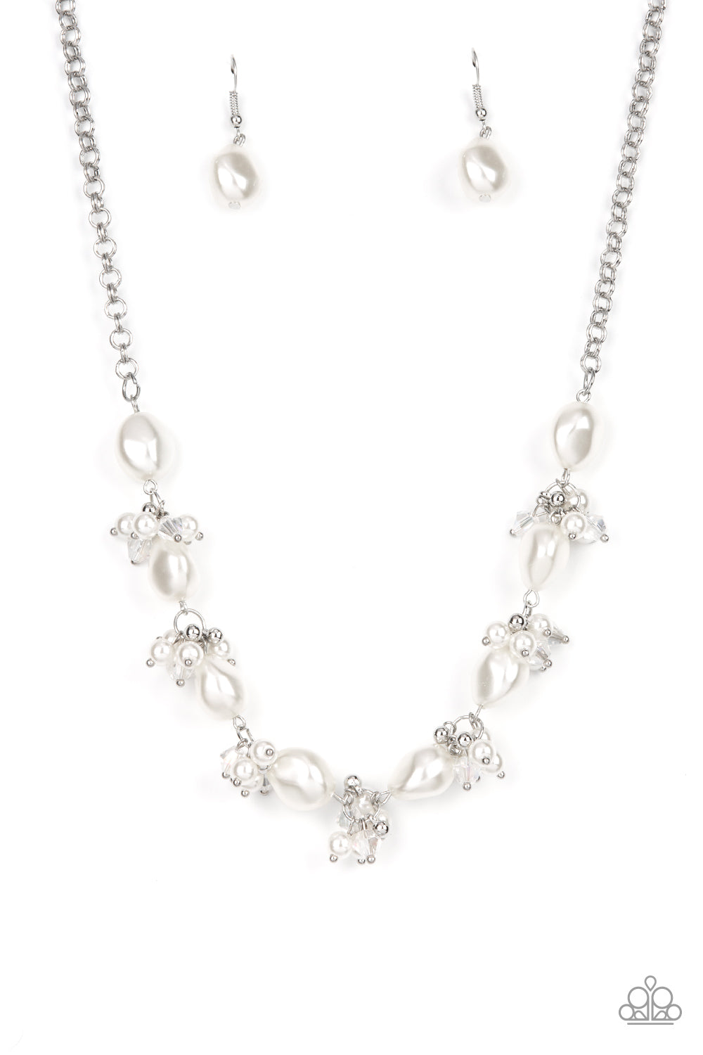 Paparazzi Necklace Rolling with the BRUNCHES - White