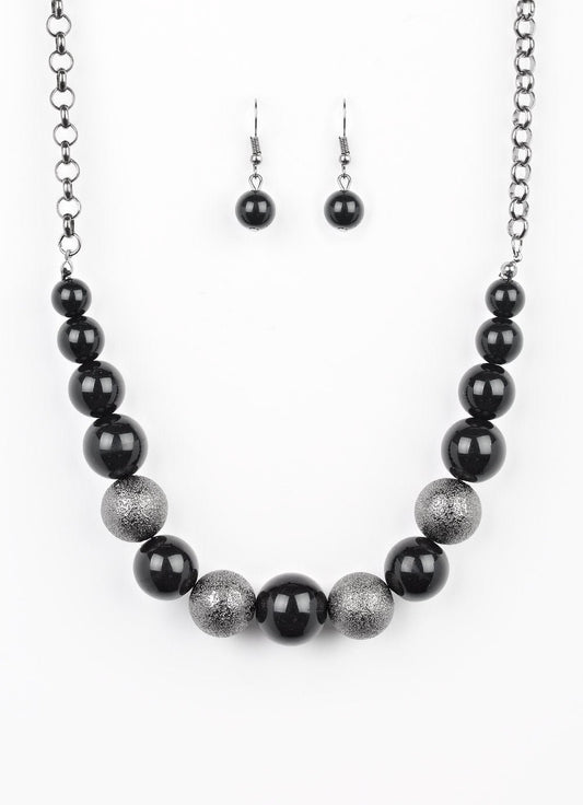 Paparazzi Necklace Color Me CEO - Black